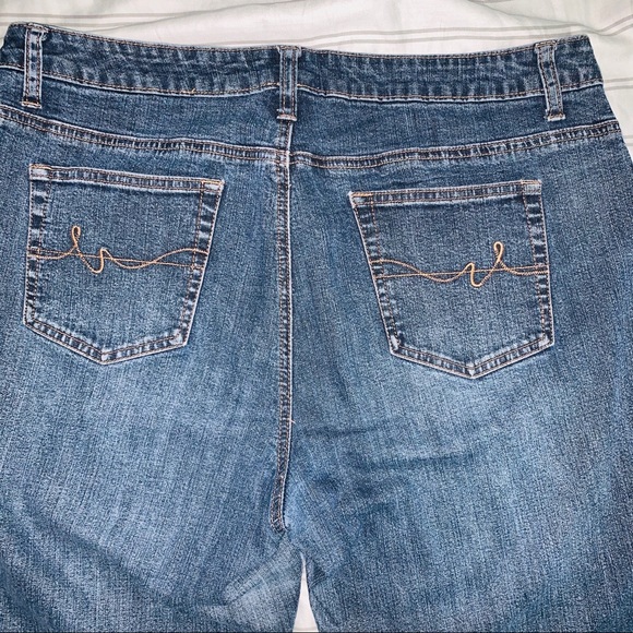 EUC Lot of 3 Jeans - Picture 11 of 11